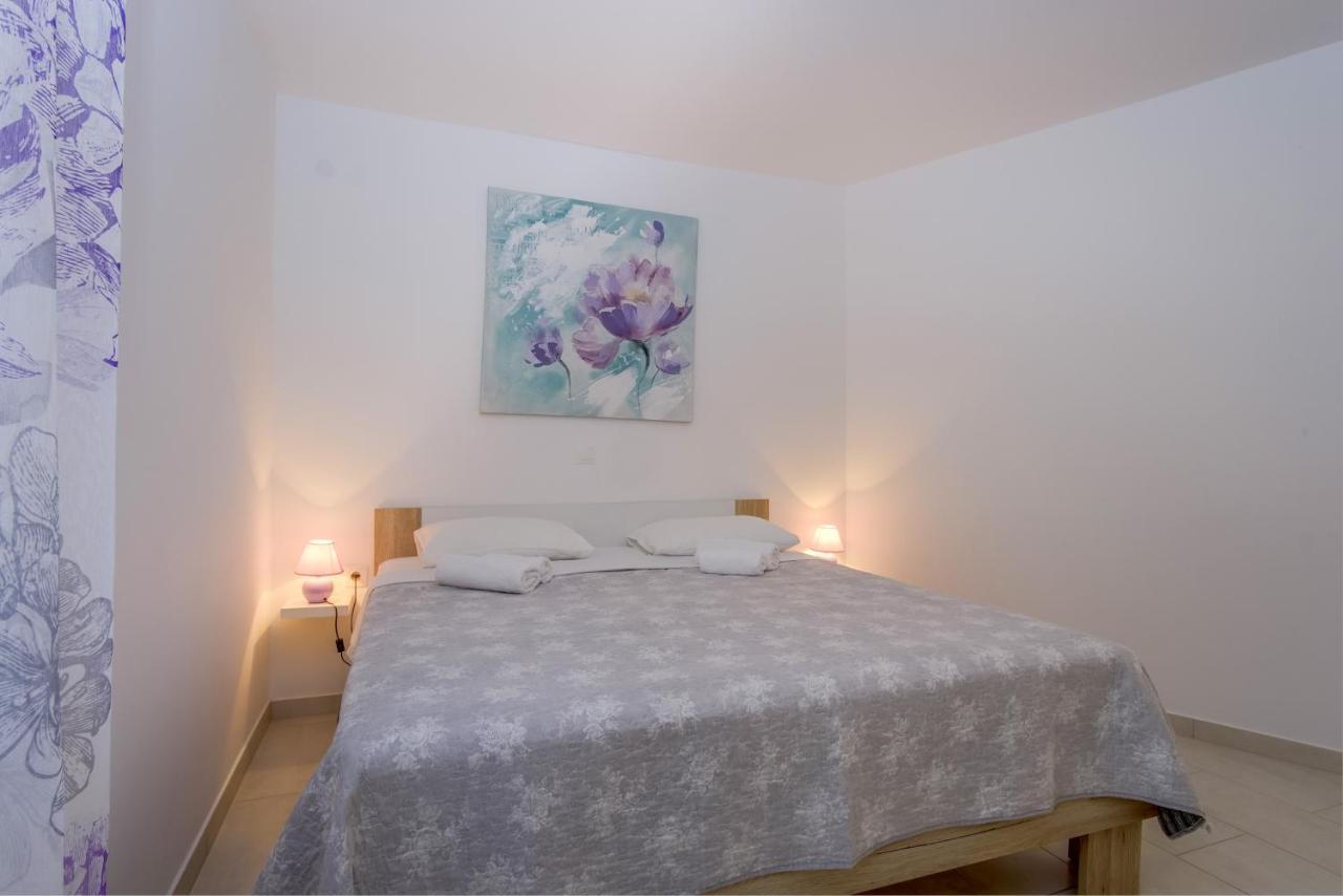 Apartment Angela Čunski Eksteriør bilde
