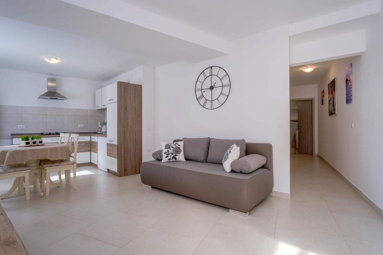 Apartment Angela Čunski Eksteriør bilde
